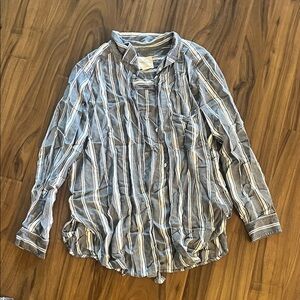 American Eagle Outfitters Gray Striped Shirt